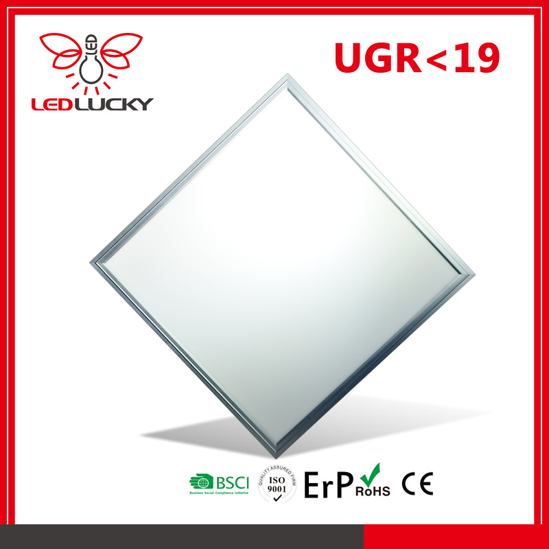 32W ERP CE&RoHS Approved LED Light Panel with Sdcm<3